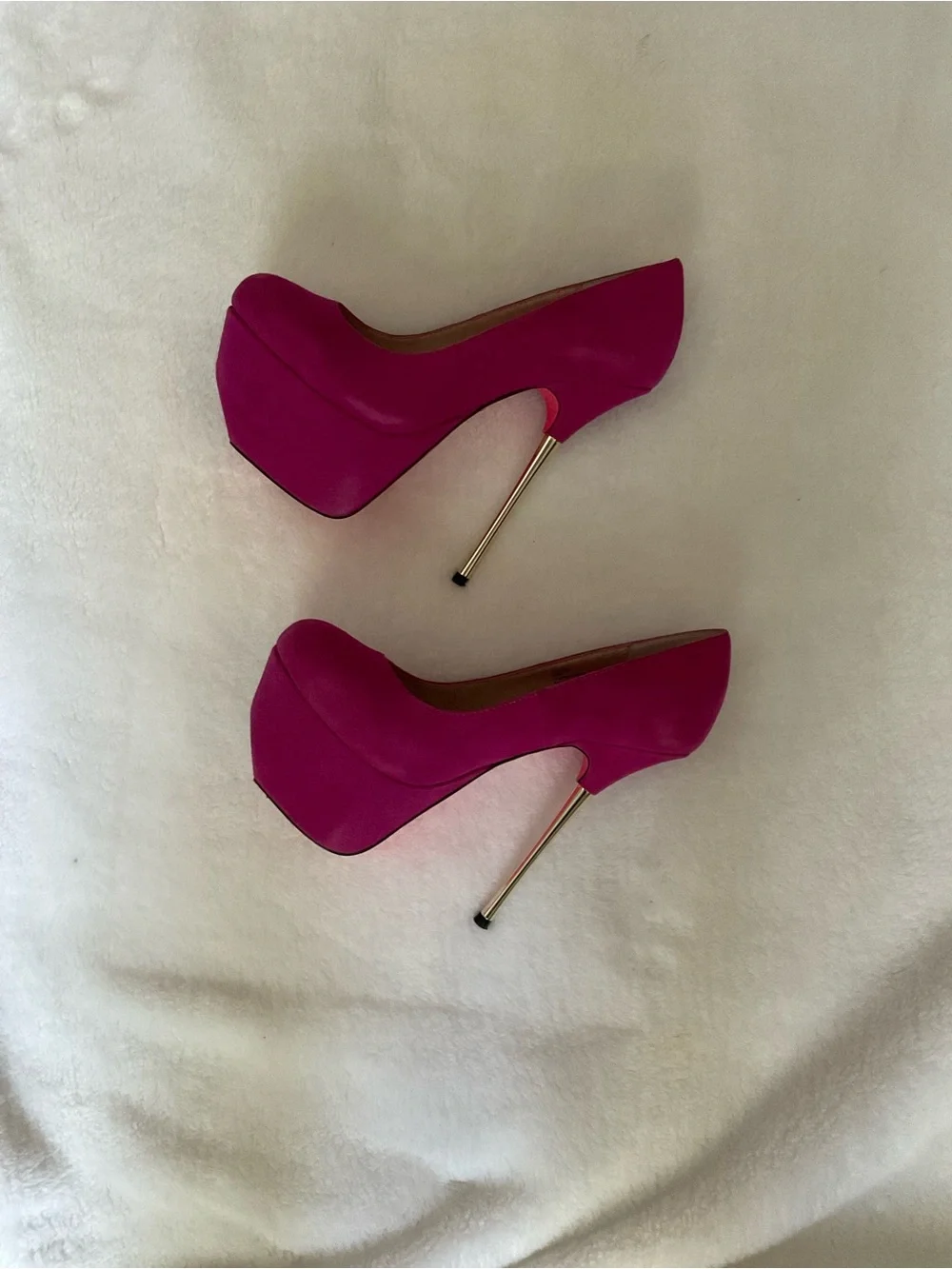 Betsey Johnson Fuchsia Platform Stiletto Pumps